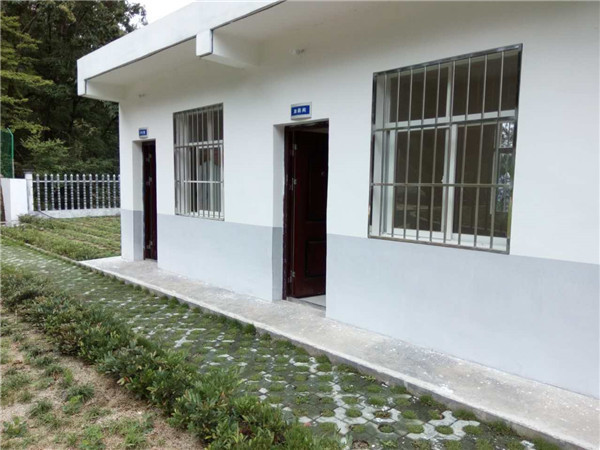 2015年湖北秭歸水廠二氧化氯發(fā)生器